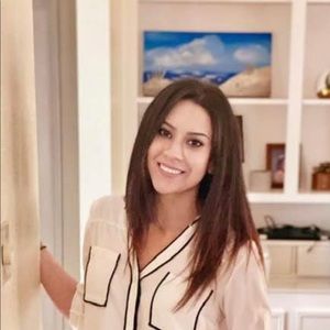 Meet your Posher, Monica